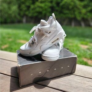 *RARE* 2006 Jordan 4 Pure Money